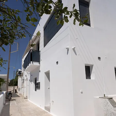 Odysseas * Parikia (Paros)